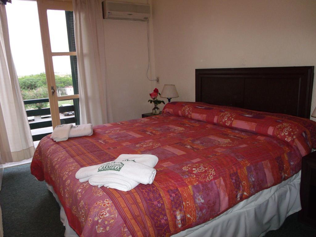 Hotel Casino Carmelo Habitación foto